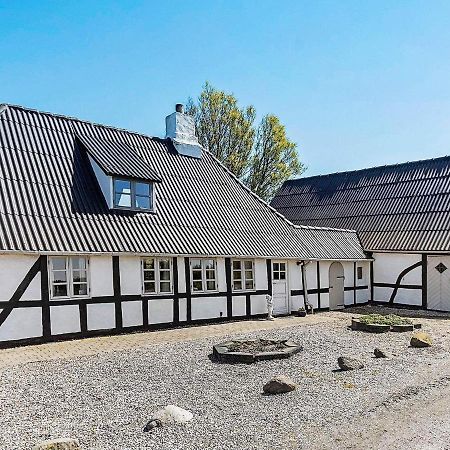 4 Person Holiday Home In Tranek R Tranekær 外观 照片